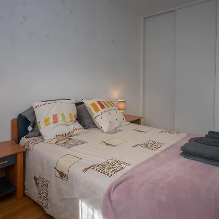 Le Jirani Apartment