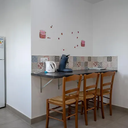 Le Jirani Apartment
